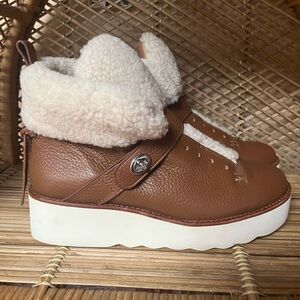 COACH URBAN HIKER Womens Shearling Leather Platform Boots